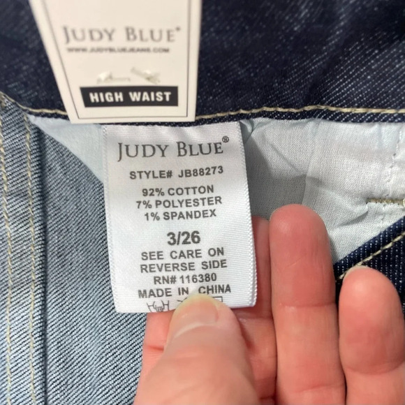 New Judy Blue High Waist Mom Jeans Dark Wash - Picture 4 of 9